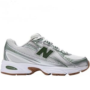 New Balance 740 Size 10